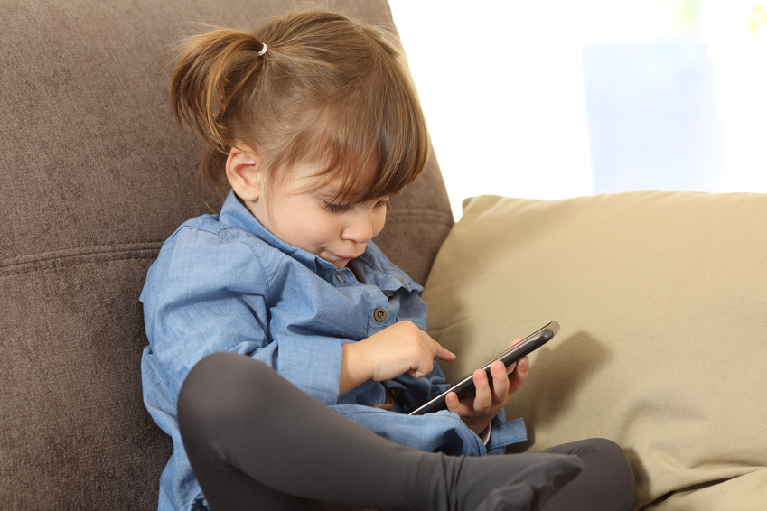 Smartphones, neue Medien und Internet: Medienkompetenz ist bereits Thema im Kindesalter